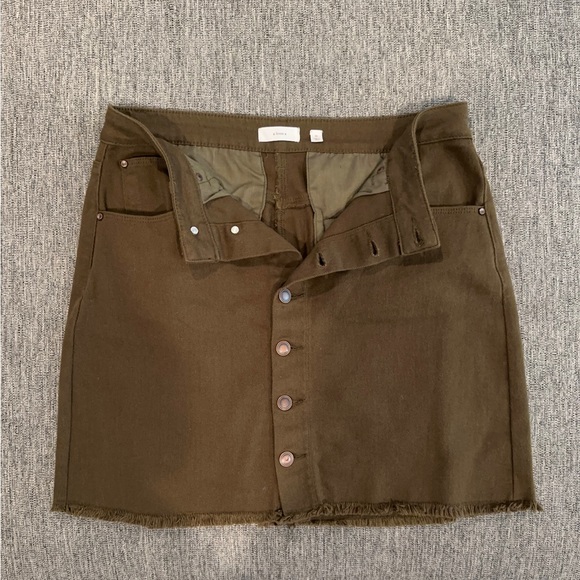 a loves a Army Green Jean Skirt Size 30 - Picture 4 of 6